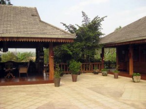 Khum Lanna Lodge - near Chiang Mai, Thailand Khum Lanna Lodge - near Chiang Mai, Thailand