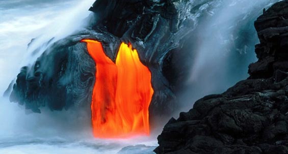 Lava flow in Hawaii Volcanoes