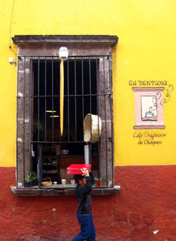 La Ventana organic coffee window - San Miguel de Allende, Guanajuato, Mexico La Ventana organic coffee window in San Miguel de Allende, Guanajuato, Mexico