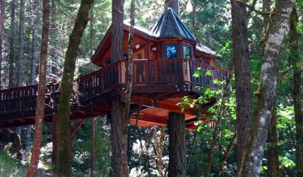 Treehouses in Oregon